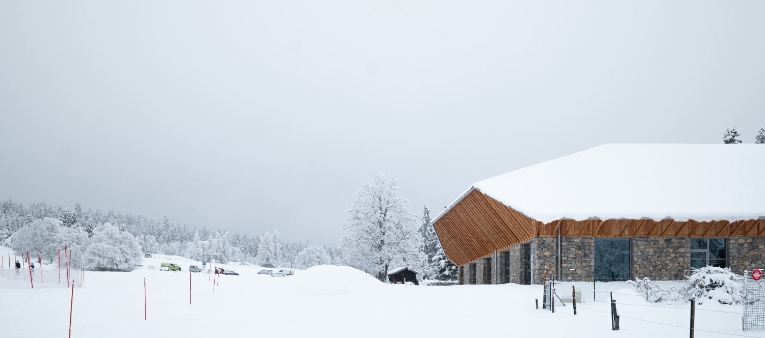 Brenas Doucerain architectes, Centre Nordique, Éducatif et Sportif de la Feclaz © Clément Molinier